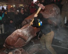 Постамент Ленина исцелят силами природы