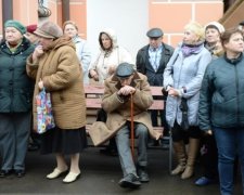 Пенсіонери Росії банкрутують свою країну