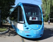 У Вінниці презентували трамвай майбутнього (фото)
