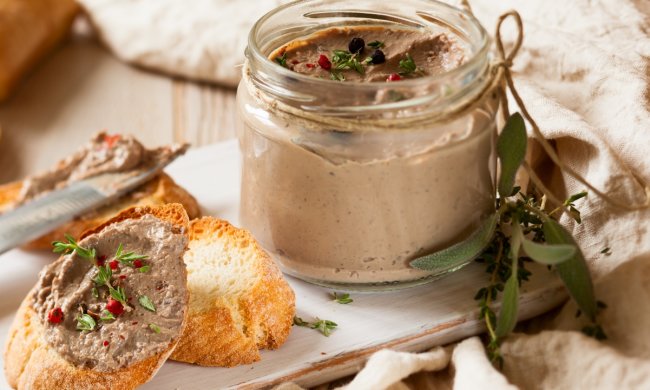 Паштет из куриной печени: рецепт на все случаи жизни