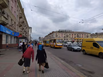 Пенсіонери, фото - znaj.ua