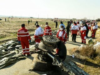 Троща самолета МАУ в Иране, фото: Getty images