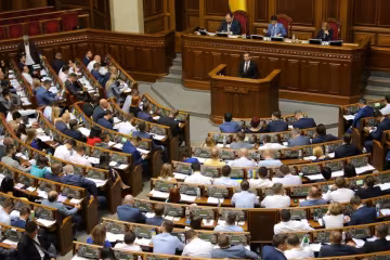 Нова Рада отримала першу зарплату: на скільки поповнилися гаманці одеських нардепів