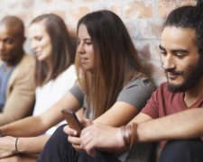 Apple заборонила установку популярної iOS