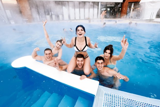 Де поплавати в басейні у Львові: найкращі місця з приємними цінами