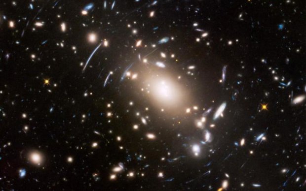 В сети появились снимки новых галактик