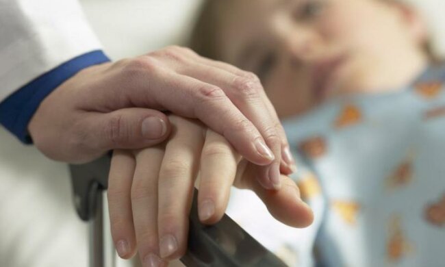 Смертельная инфекция добралась до маленьких украинцев