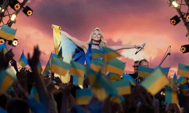 Оля Полякова после языкового скандала взялась за соловьиную звезд Украины: "Выжать кровосісів"