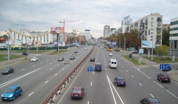 На выходных киевский проспект Победы частично перекроют