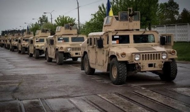 Українські зброярі перетворять Humvee в жах для терористів