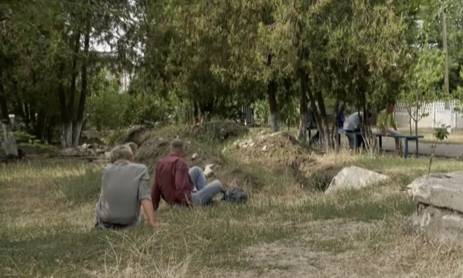 Під Дніпром душевнохворих "лікували" тортурами і побоями - нещасні не розуміли, що відбувається
