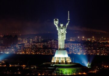 Київ, Батьківщина-Мати, фото із соцмереж