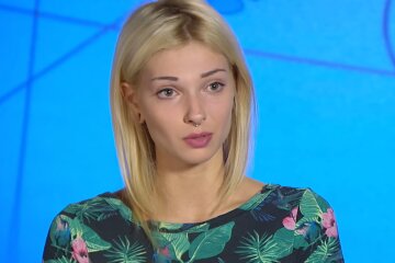 Девушка, кадр из видео