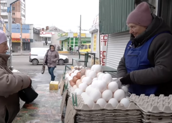 Цены на яйца. Фото: скрин youtube