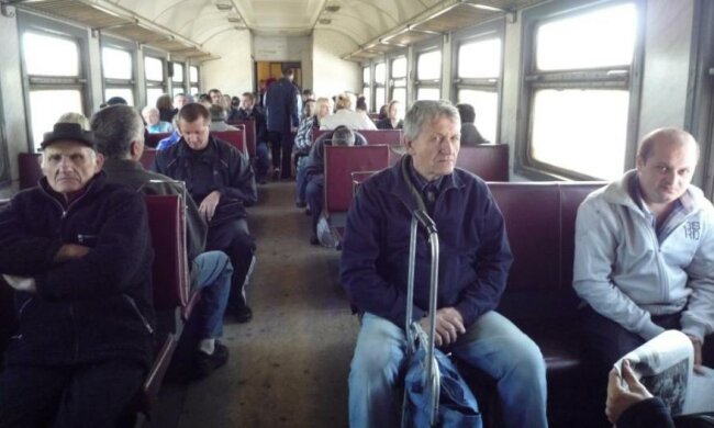 Українці вирішили користуватися електричками безкоштовно