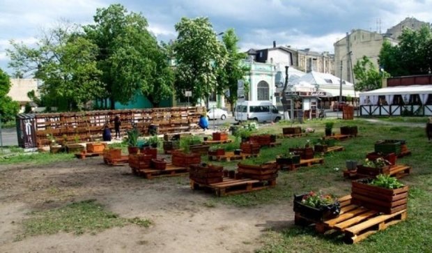 Как Посольство РФ купило землю в центре Киева за 49 гривен