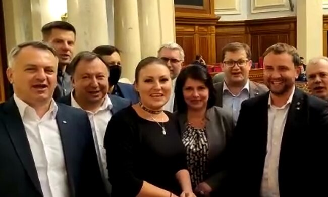 "Батько наш Бандера" від нардепів, скріншот: Telegram