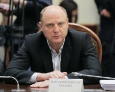 Медведчук пропонує альтернативний шлях розвитку України, - Бурмич