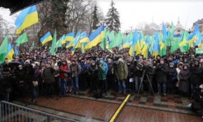 Українці вважають блокаду Донбасу тимчасовим явищем, - опитування