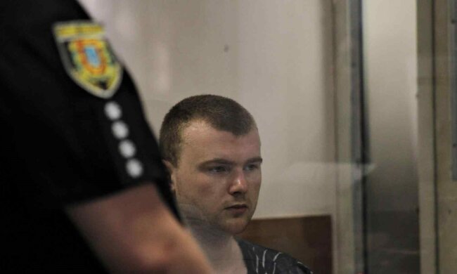 "Жорстоко вигнали": сім'я вбивці Даші Лук'яненко розплачується за звірство сина, цькують всім селом