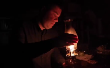 Відключення світла. Фото: скрін youtube