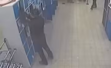 У Києві орудує злодій, схиблений на жіночих сумочках, навіть замок - не перешкода
