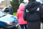 Женщина проголосовала по чужому паспорту, кадр из видео ОПОРА: YouTube