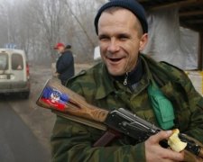 Главари боевиков придумали, как нажиться на пьянстве подопечных