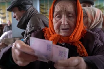 Пенсіонери. Фото: скрін youtube