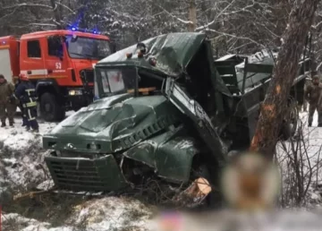 На Львовщине перевернулся грузовик с военными, фото: Підслухано Новояворовск