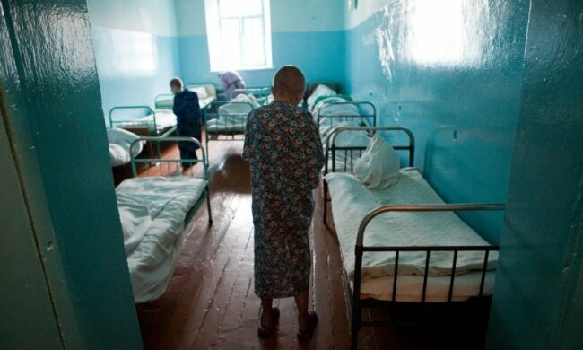 Озвірілий пацієнт влаштував у психлікарні моторошну різанину, багато постраждалих