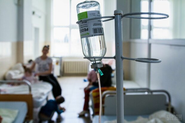 Львів'ян косить страшна хвороба, під ударом - діти: про що попереджають медики