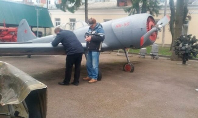 П'яний боєць АТО погрожував пістолетом в  музеї (фото)