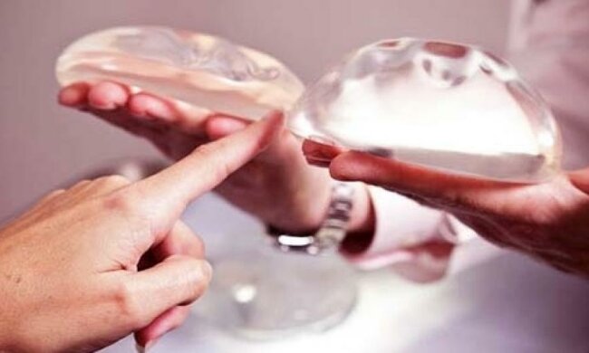 Грудні імпланти провокують специфічний різновид раку