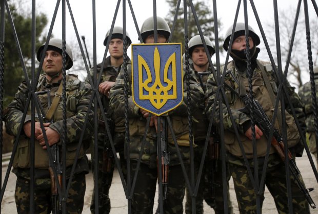 Стало відомо, скільки силовиків зрадили Україну при захопленні Криму: шокуючі цифри