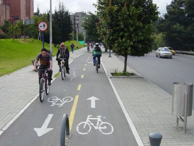  На День Киева откроют велодорожку с Европейской до Троещины
