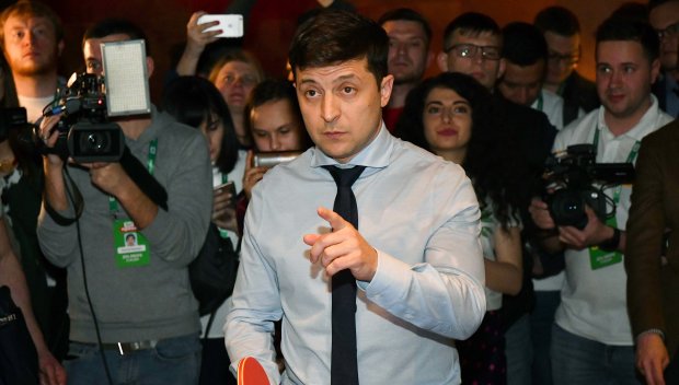 Реальное лицо Зеленского вне Квартала 95: слугу народа впервые показали "без галстука"