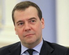 Медведєв лякає початком третьої світової війни