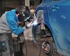 Золоті руки! Українці схрестили Mercedes з Побєдой