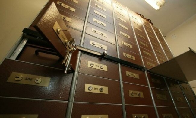Банківські скриньки більше не захищають майна клієнтів