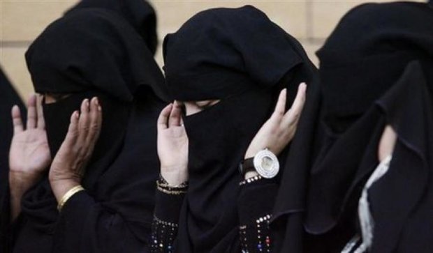 Женщинам Саудовской Аравии впервые разрешили голосовать на выборах