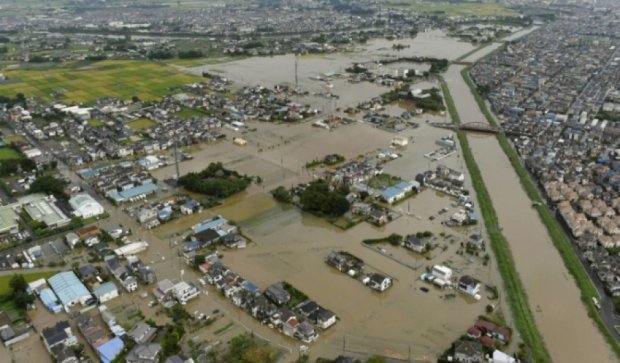 Из-за наводнения эвакуировали 400 тысяч японцев
