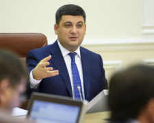 Гройсман цинично соврал в глаза ребенку: гнусное видео