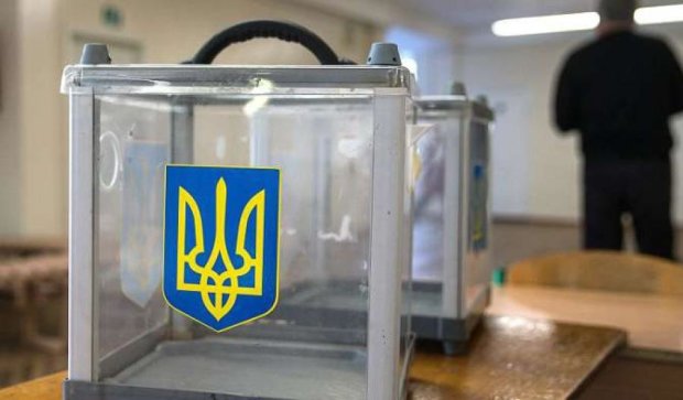 Члени виборчкомів масово відмовляються працювати в Києві - "Опора"