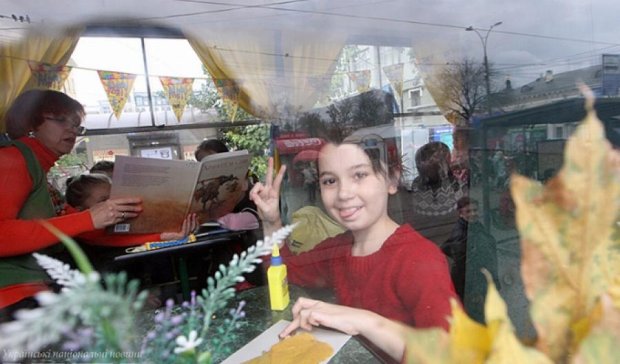 В столице заработал «сказочный трамвай» для школьников (фото)  