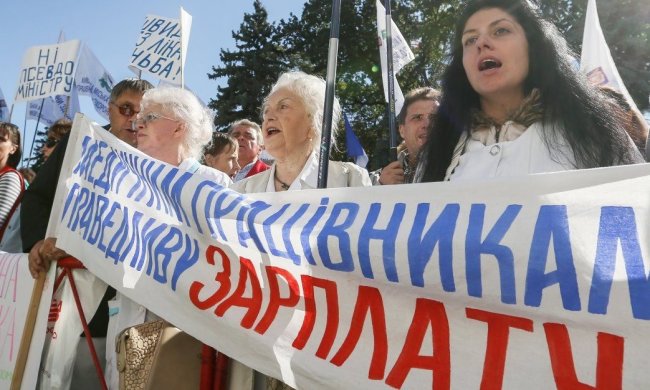 Кто в Украине зарабатывает больше всех: самые прибыльные сферы показали в цифрах