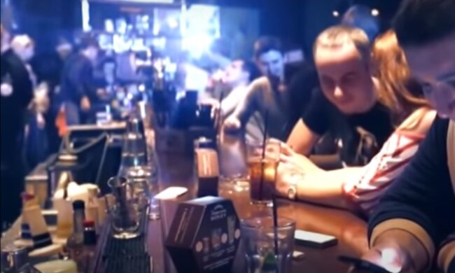 Алкогольная зависимость, фото: кадр из видео