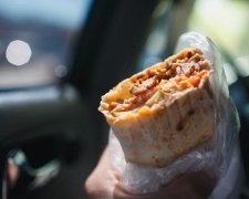 Массовое отравление шаурмой в Киеве: что на самом деле скрывают продавцы 