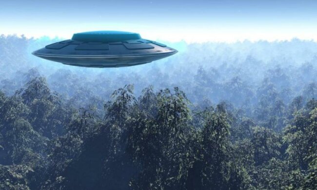 Погоню за НЛО зняли на відео