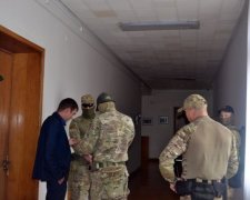 Спецслужби обшукують "друга" Саакашвілі